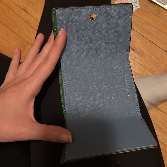 Tory Burch Bluewood / Tory Navy / Arugula Emerson Colorblock Micro Wallet - Picture 3 of 5